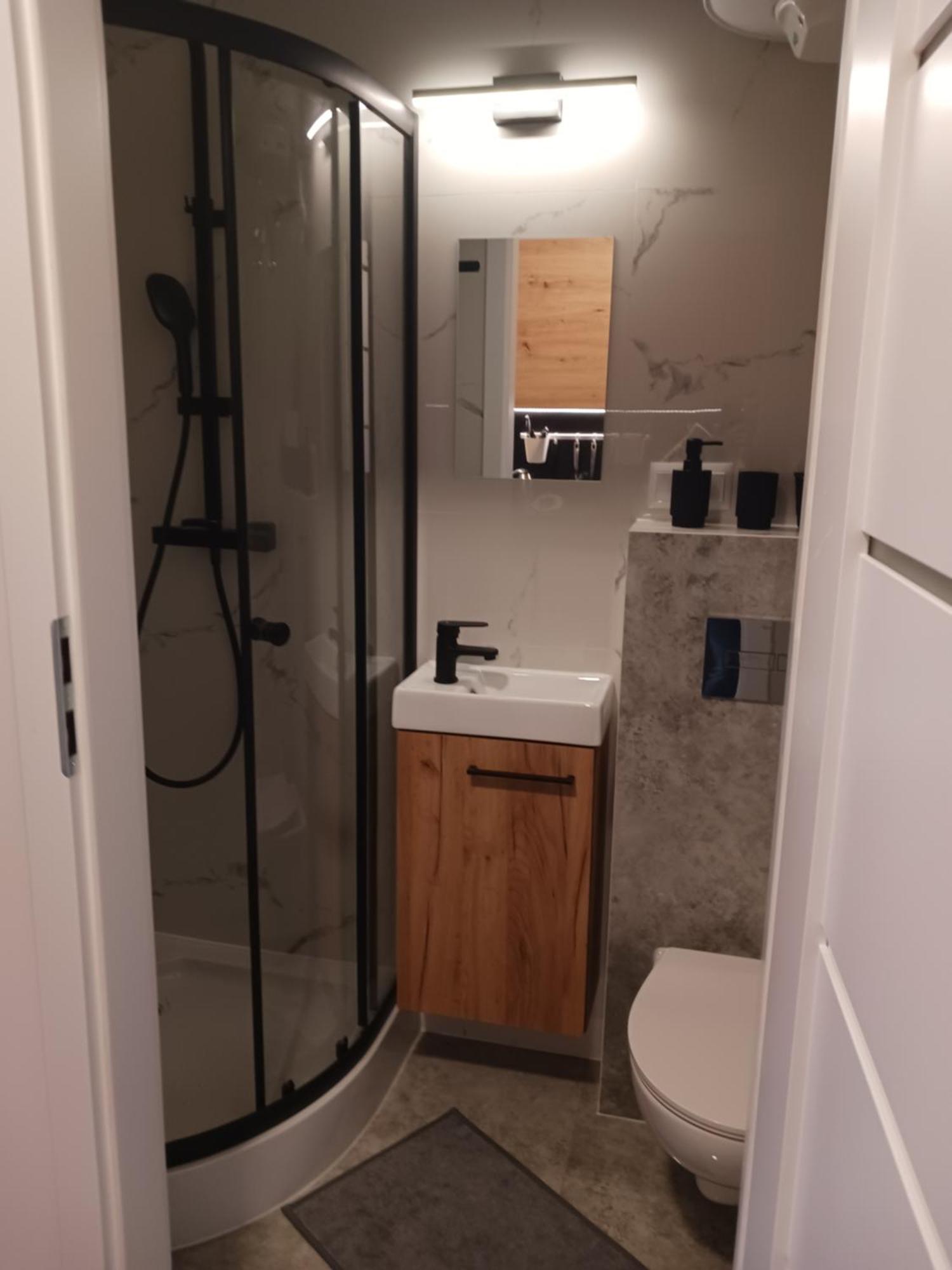 Apartment Marco 3 Przy Dworcu-stare Miasto-super Wi Fi *